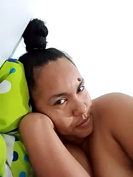 Snapshot of Viviana_h chatting on November 2025 01:59:02 AM Viviana h online show from November 2025 01:59:02 AM