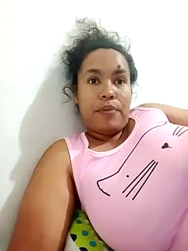 Snapshot of Viviana_h chatting on November 2025 02:10:01 AM Viviana h online show from November 2025 02:10:01 AM