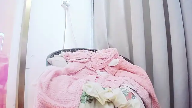 KateCondon online show from November 2025 09:20:02 PM