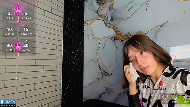 Snapshot of nena_cupcake_ chatting on November 2025 11:20:01 AM nena cupcake online show from November 2025 11:20:01 AM