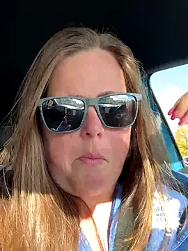 Snapshot of hornykitty1210 chatting on October 2025 07:12:01 PM hornykitty1210 online show from October 2025 07:12:01 PM