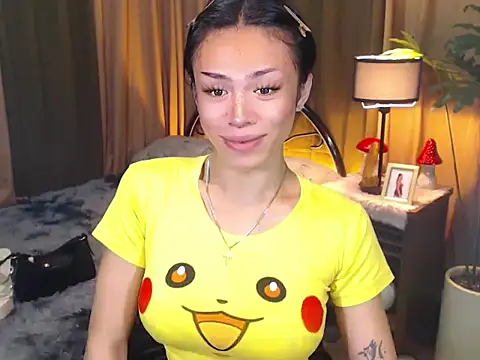 Snapshot of WILDROXIE chatting on September 2025 10:02:01 PM WILDROXIE online show from September 2025 10:02:01 PM