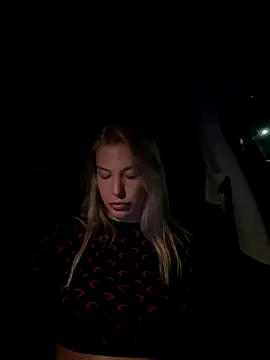 Chloemillerrxx online show from September 2025 08:58:02 PM