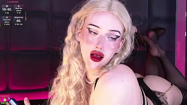 RoxyKyper online show from January 2026 03:25:01 PM