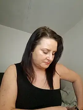 Snapshot of RachVanXX chatting on January 2026 06:08:01 AM RachVanXX online show from January 2026 06:08:01 AM