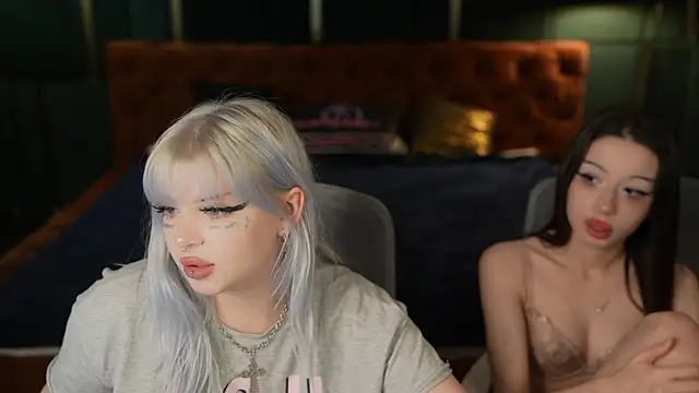 Snapshot of Naomi_054 chatting on November 2025 03:38:02 PM Naomi 054 online show from November 2025 03:38:02 PM