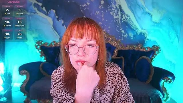 Pixie Peachh online show from December 2025 07:58:02 AM