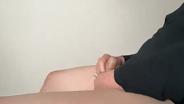 Snapshot of Dick-Lovette chatting on April 2026 10:53:01 AM Dick-Lovette online show from April 2026 10:53:01 AM