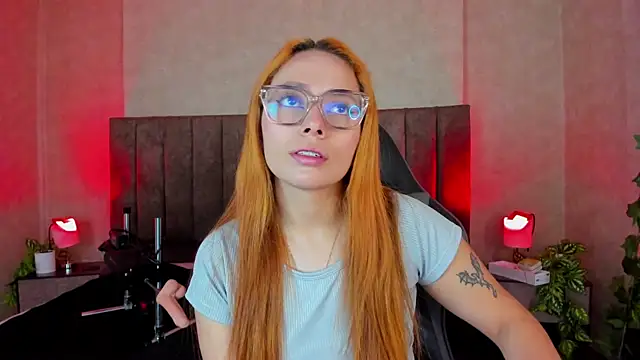 LanaMills  online show from October 2025 05:08:02 AM