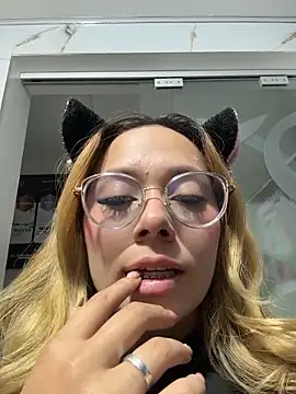 LanaMills  online show from March 2026 05:22:01 AM