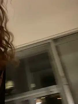 Chris06d22xh online show from November 2025 07:36:01 PM