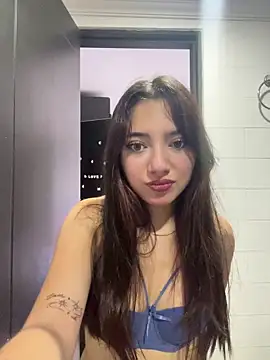 Snapshot of LisaGoddes chatting on December 2025 09:20:02 PM LisaGoddes online show from December 2025 09:20:02 PM