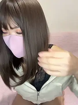 reina 00121 online show from November 2025 12:32:01 AM