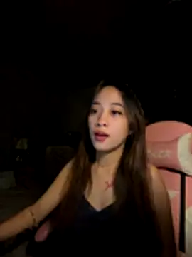 Yummiiieee28 online show from November 2025 10:26:01 AM