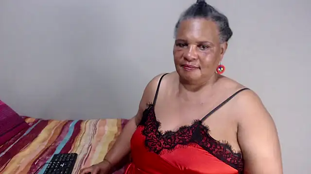 GrandBustyMelon online show from November 2025 01:16:01 AM