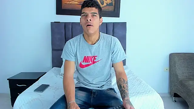 wyatt 3 online show from February 2026 07:18:01 PM