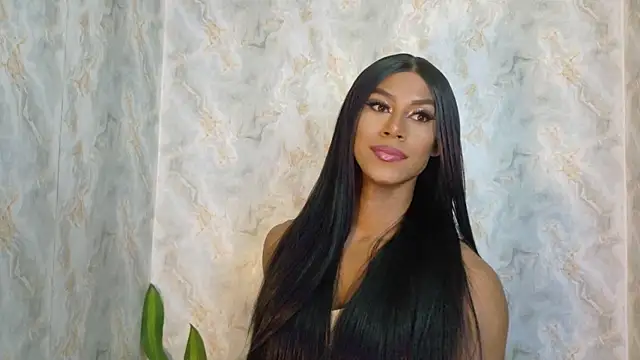 Snapshot of beauty_nina chatting on October 2025 05:15:02 AM beauty nina online show from October 2025 05:15:02 AM