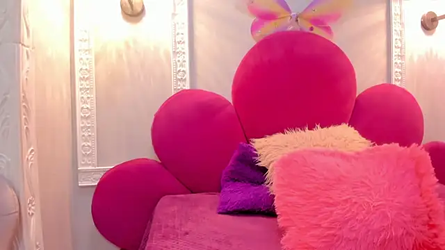 Snapshot of Saammy_17 chatting on November 2025 08:33:02 PM Saammy 17 online show from November 2025 08:33:02 PM