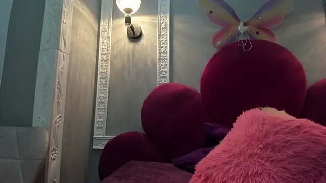 Snapshot of Saammy_17 chatting on November 2025 08:30:01 PM Saammy 17 online show from November 2025 08:30:01 PM