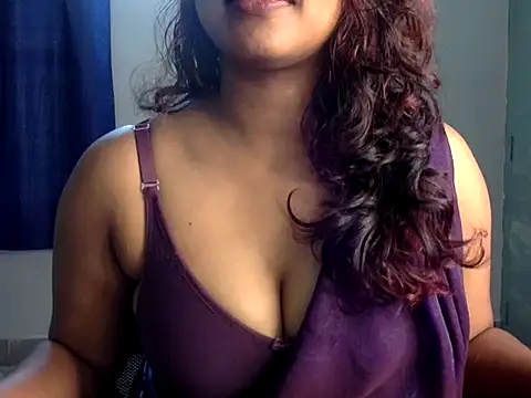 Snapshot of Hot-Honey20 chatting on October 2025 07:42:02 AM Hot-Honey20 online show from October 2025 07:42:02 AM