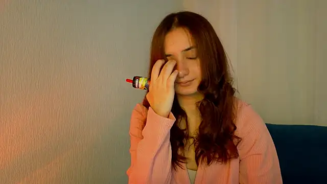 Snapshot of Lelia_Vibe chatting on October 2025 12:38:02 PM Lelia Vibe online show from October 2025 12:38:02 PM