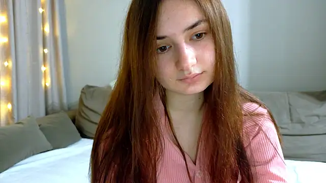 Snapshot of Lelia_Vibe chatting on November 2025 12:46:02 AM Lelia Vibe online show from November 2025 12:46:02 AM