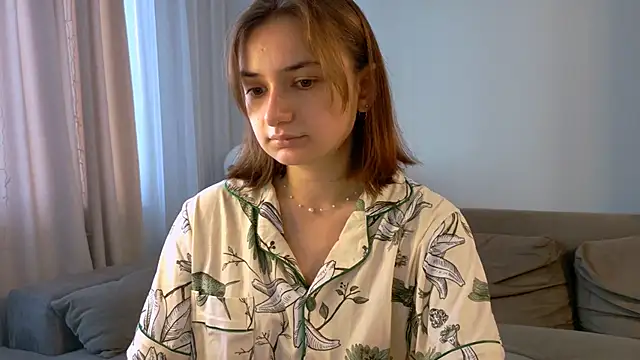 Lelia Vibe online show from June 2026 02:08:01 PM