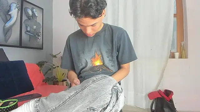 camillo virgil online show from February 2026 12:12:01 PM