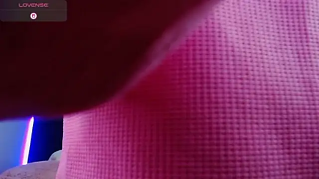 ingrid zese  online show from December 2025 07:53:02 PM