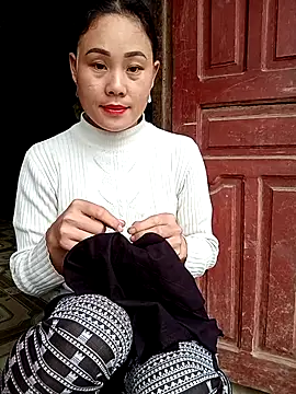 Ruaiuoi online show from February 2026 12:51:02 AM