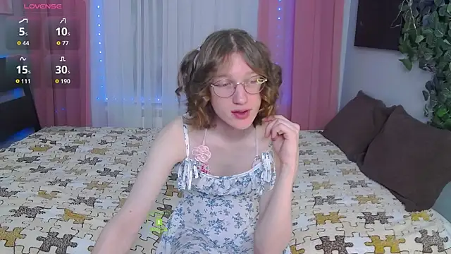 Snapshot of Masuzy chatting on December 2025 11:26:02 AM Masuzy online show from December 2025 11:26:02 AM