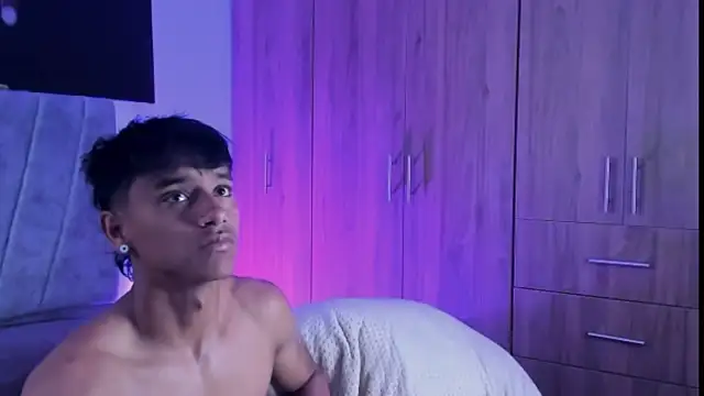 ZYZZ1312 online show from September 2025 07:24:02 PM