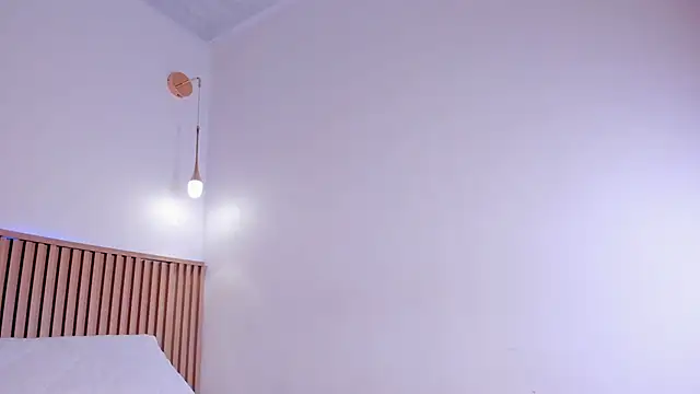 Sarita  Gomez online show from April 2026 05:18:02 AM