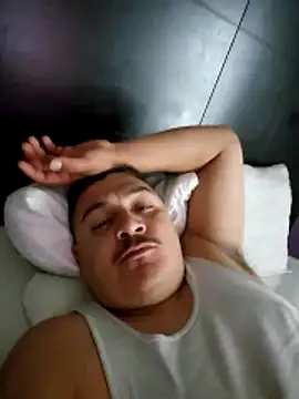 Biglou97 online show from April 2026 01:06:01 AM