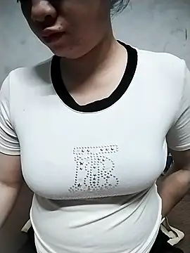 Mie rose online show from March 2026 01:55:01 PM