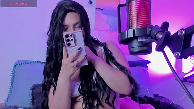 Eve rivers online show from October 2025 04:46:01 PM