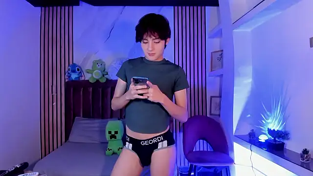 MathiasGreen  online show from February 2026 02:59:02 AM