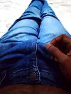 Snapshot of Sonazi chatting on January 2026 04:53:02 PM Sonazi online show from January 2026 04:53:02 PM