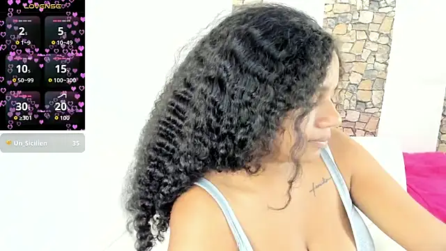 NinaCollinss1 online show from September 2025 04:21:02 PM