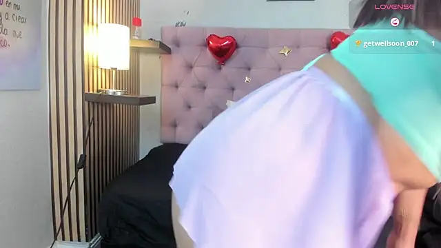 Snapshot of orion__smith chatting on February 2026 01:07:02 PM orion smith online show from February 2026 01:07:02 PM