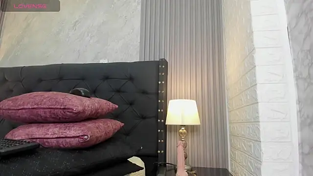 alicy  torres online show from May 2026 04:04:02 PM