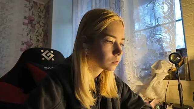 Witching Moon online show from October 2025 07:31:02 AM