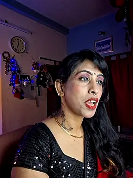 Love Beauty01 online show from May 2026 06:38:02 PM