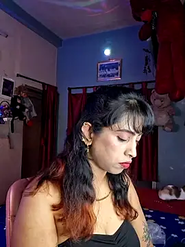 Love Beauty01 online show from May 2026 06:48:01 PM
