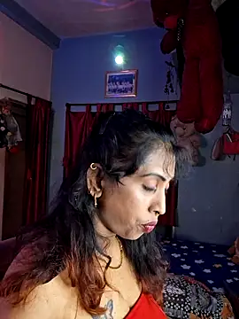 Love Beauty01 online show from May 2026 06:16:02 PM