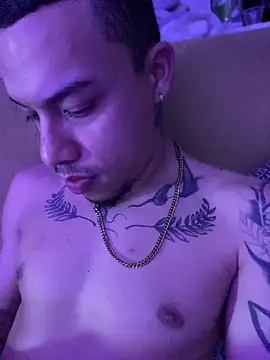 AlphaMasterXxx online show from May 2026 07:38:01 AM