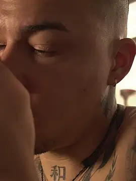 AlphaMasterXxx online show from June 2026 12:33:02 PM