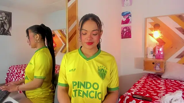 SoleneFontaine online show from November 2025 11:42:02 AM