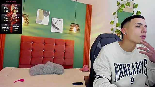 Snapshot of Aisha_andy chatting on November 2025 03:38:01 AM Aisha andy online show from November 2025 03:38:01 AM