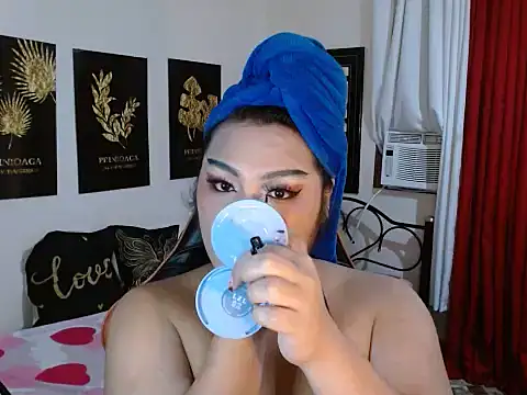 TSbrianaHugeCock online show from November 2025 08:13:01 AM